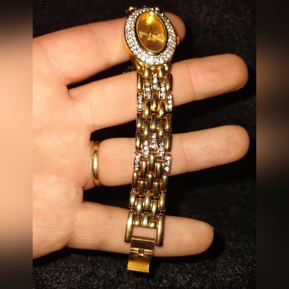 GOLDEN WATCH